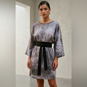 NWT Lovers and Friends LILY BELTED T-SHIRT
DRESS- UPGRADED Tie